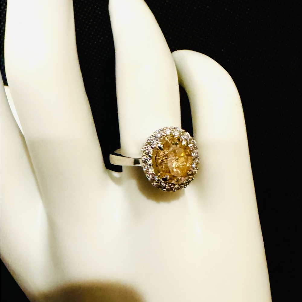 SAMPLES OF YELLOW/ CHAMPAGNE DIAMONDS RINGS - Picture 6 of 12